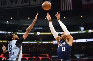 和稳健的篮 和稳健的篮